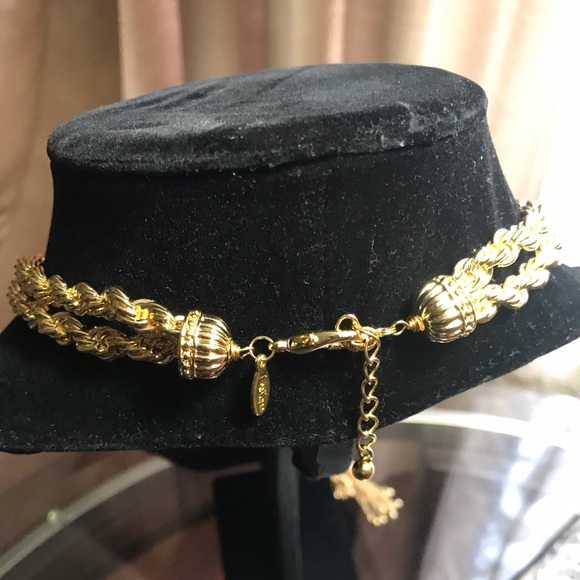 Gold Tone Tassel Necklace - Picture 2 of 4